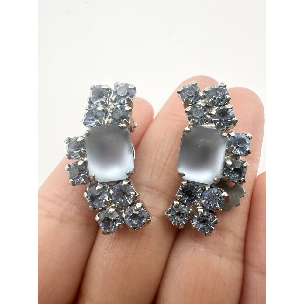 Vintage Rhinestone Glass Clip On Earrings Cabochon Silver Tone